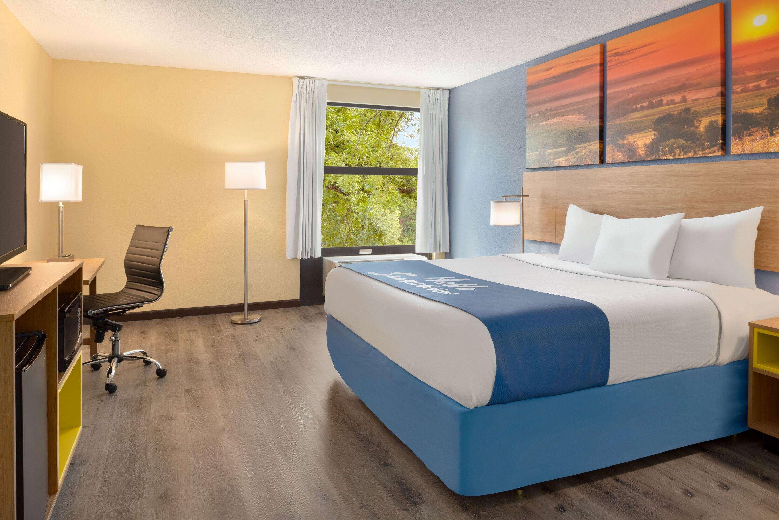 Days Inn & Suites By Wyndham Merrillville Εξωτερικό φωτογραφία