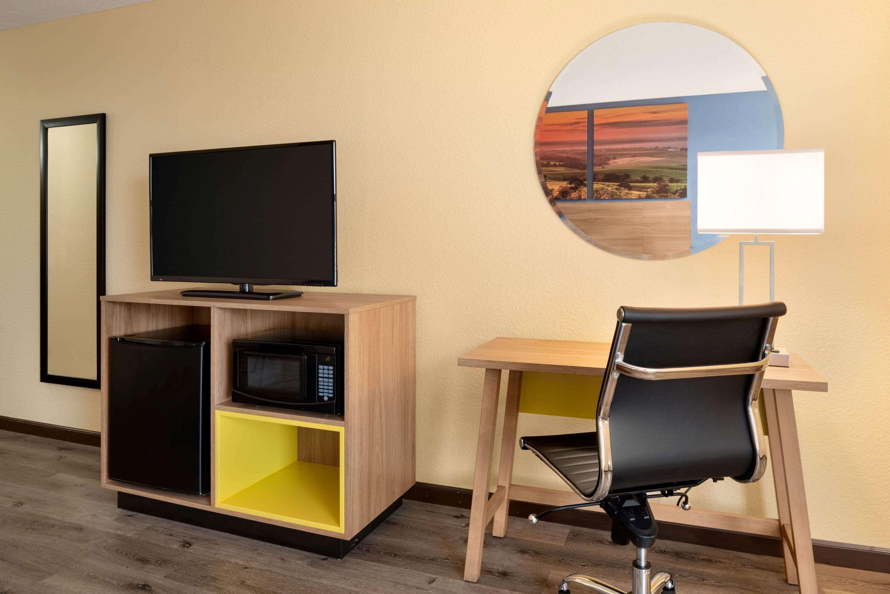 Days Inn & Suites By Wyndham Merrillville Εξωτερικό φωτογραφία