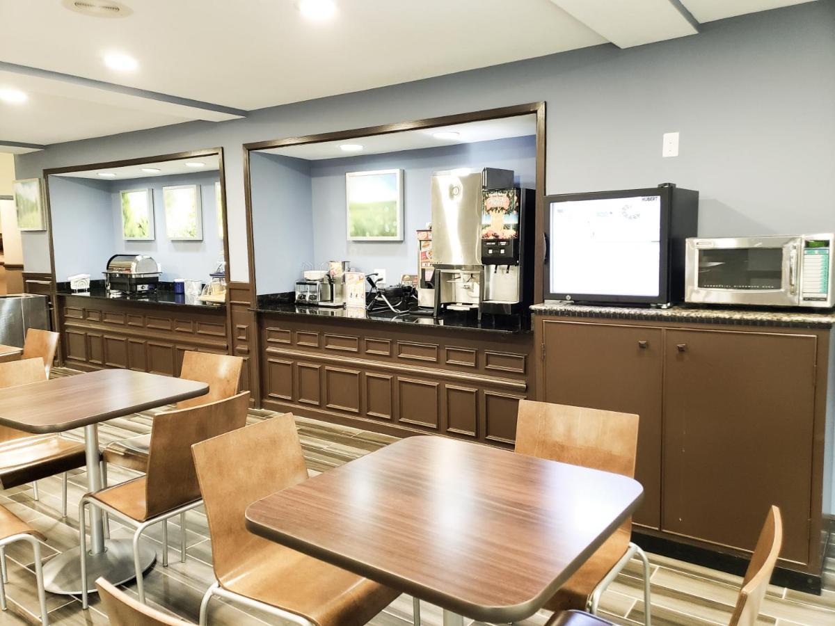 Days Inn & Suites By Wyndham Merrillville Εξωτερικό φωτογραφία